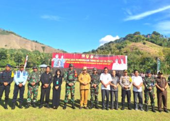 POS TNI AL WAINGAPU MENGHADIRI PEMBUKAAN TMMD KE-117 TA. 2023 DI SUMBA BARAT